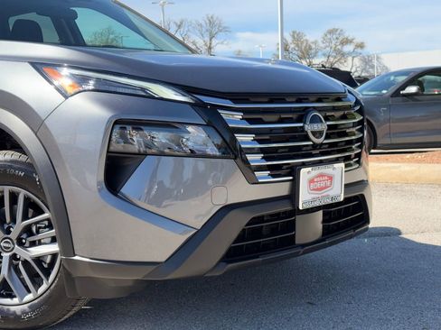 Used 2026 Nissan Rogue S image 3