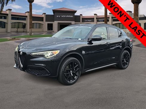 Used 2019 Alfa Romeo Stelvio w/ Nero Edizione image 4