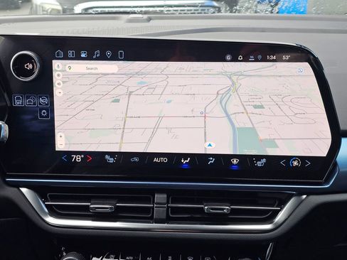 New 2026 Chevrolet Equinox EV LT FWD image 29