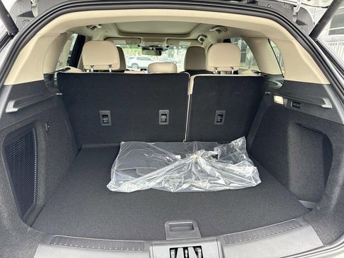 New 2026 Lincoln Corsair Premiere image 11