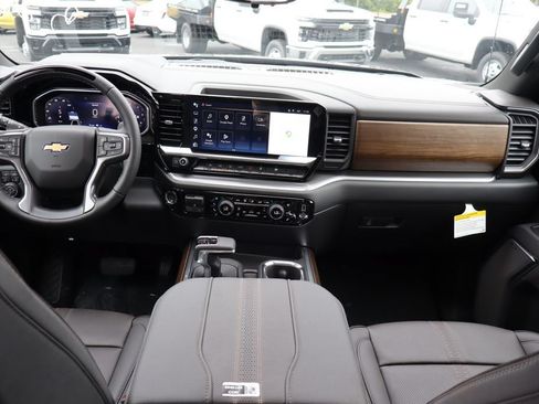 New 2026 Chevrolet Silverado 1500 High Country AWD/4WD image 20