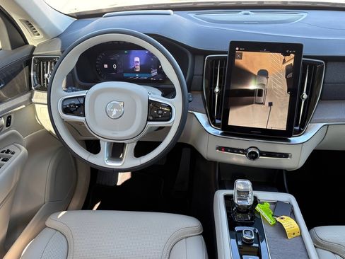 New 2026 Volvo XC90 B6 Ultra image 11