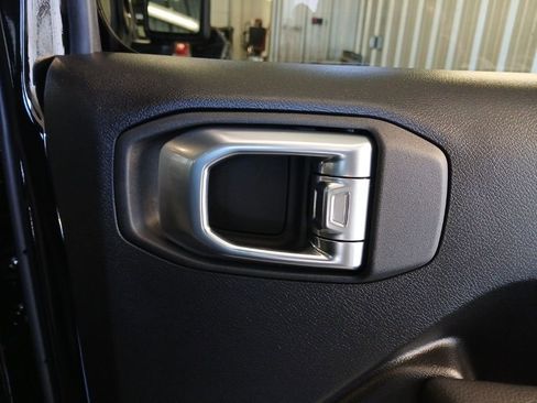 New 2026 Jeep Wrangler Unlimited Sport w/ Convenience Group image 30