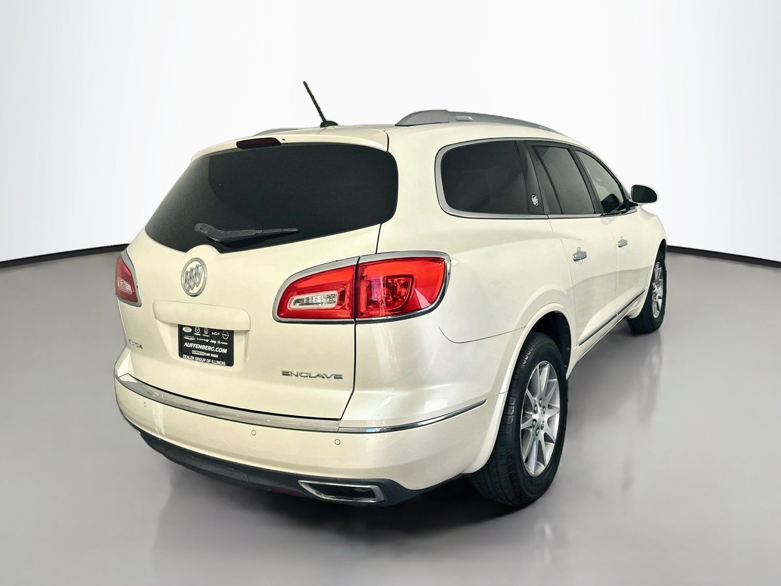 Used 2014 Buick Enclave Leather FWD image 7
