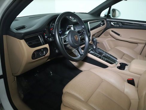 Used 2021 Porsche Macan AWD/4WD image 20
