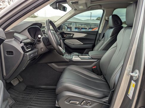 Certified 2023 Acura MDX FWD image 10