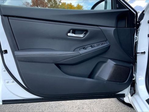 Used 2025 Nissan Sentra SV w/ All-Weather Package image 19