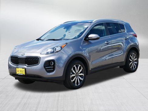 Used 2017 Kia Sportage EX w/ EX Technology Package AWD/4WD image 3