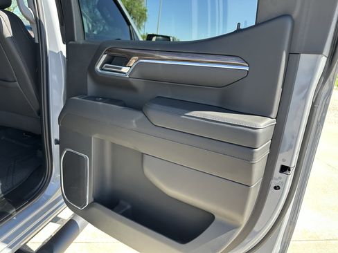 Used 2025 Chevrolet Silverado 1500 RST w/ All Star Edition Plus AWD/4WD image 29