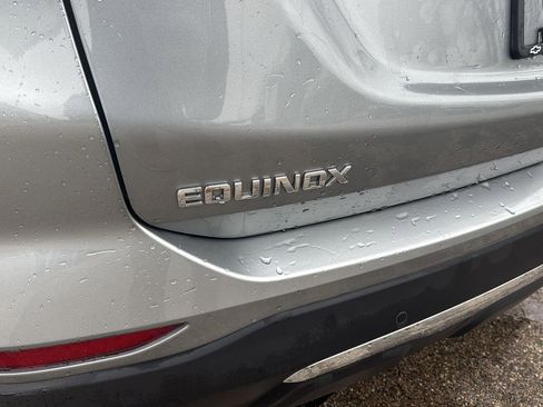 Used 2023 Chevrolet Equinox Premier image 4