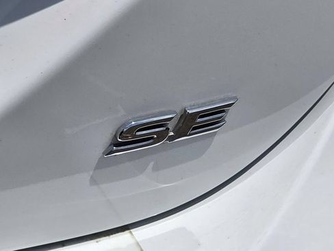 Used 2022 Toyota Camry SE FWD image 26