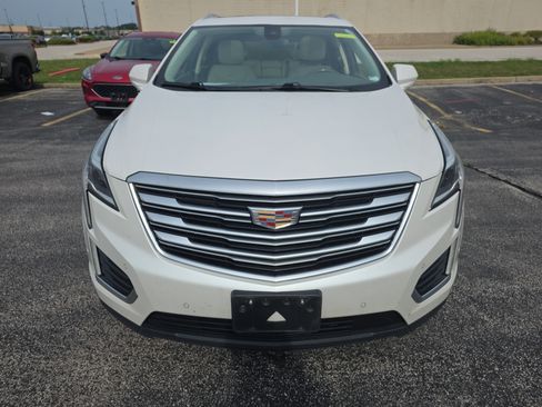 Used 2018 Cadillac XT5 Premium Luxury w/ Driver Assist Package AWD/4WD image 8