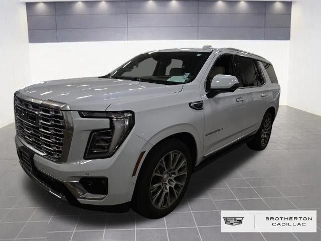 Used 2026 GMC Yukon Denali w/ Denali Reserve Package AWD/4WD image 1