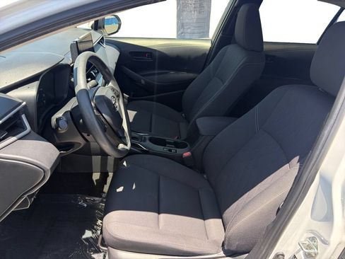 Used 2024 Toyota Corolla LE FWD image 10