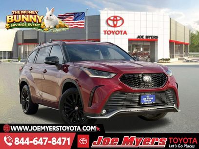 Used 2023 Toyota Highlander XSE