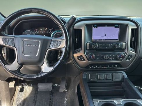 Used 2018 GMC Sierra 2500 Denali w/ Duramax Plus Package image 9