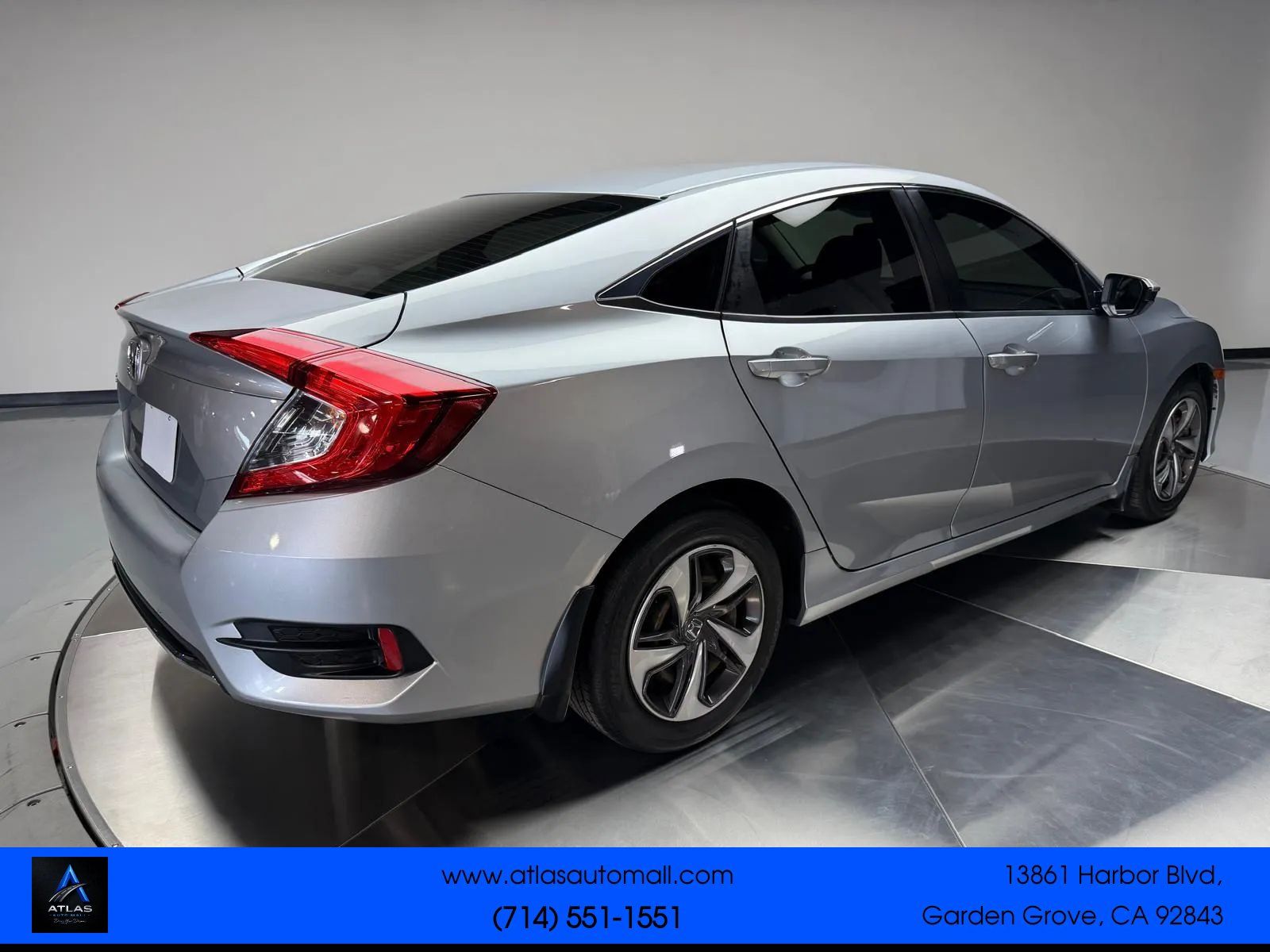 Used 2020 Honda Civic LX image 2