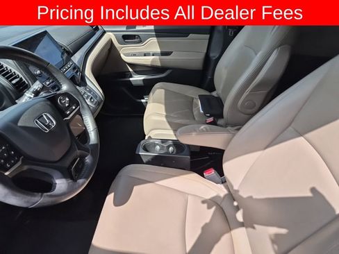 Used 2019 Honda Odyssey EX-L image 3