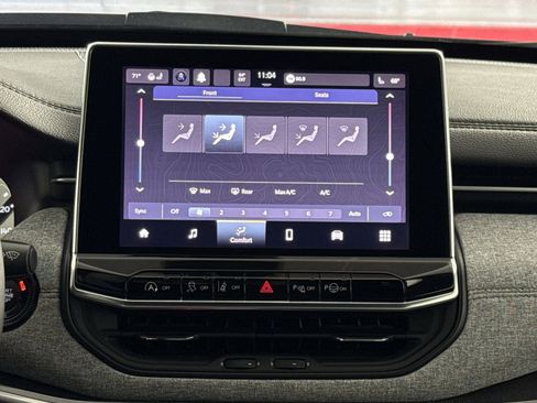 Used 2023 Jeep Compass Latitude w/ Sun and Sound Group image 20