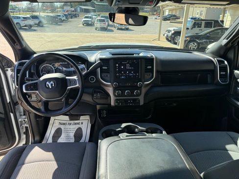 Used 2024 RAM 2500 Big Horn AWD/4WD image 13