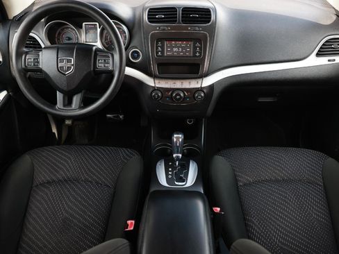 Used 2012 Dodge Journey SXT w/ Flexible Seating Group image 21