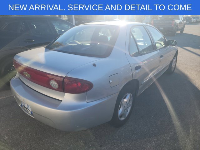 Used 2005 Chevrolet Cavalier Sedan w/ Preferred Equipment Group FWD image 17
