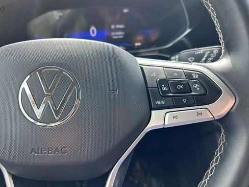 Used 2022 Volkswagen Taos S w/ IQ Drive S Package image 28