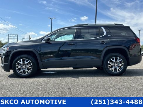 Used 2023 GMC Acadia SLT image 2