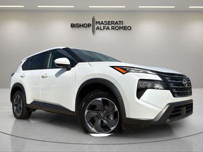Used 2024 Nissan Rogue SV
