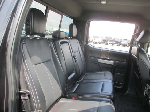 Used 2019 Ford F150 Lariat w/ Equipment Group 502A Luxury image 25