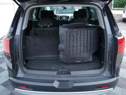 Used 2019 GMC Acadia SLE FWD image 50