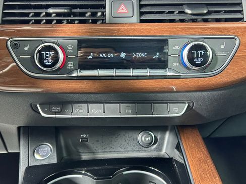 Used 2025 Audi A4 2.0T Premium image 21