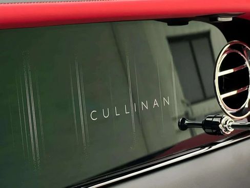New 2026 Rolls-Royce Cullinan AWD/4WD image 20
