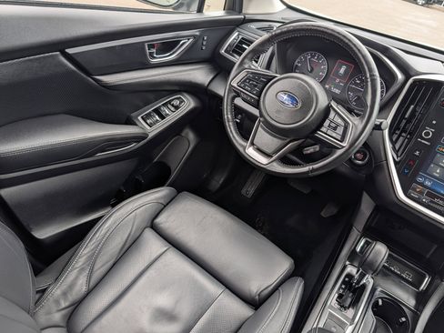 Used 2023 Subaru Ascent Limited image 9