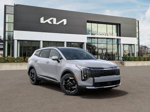 New 2026 Kia Sportage EX FWD image 9