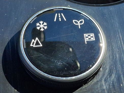 Certified 2023 Nissan Rogue SV image 25