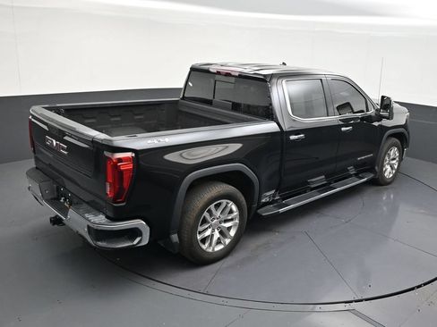 Used 2021 GMC Sierra 1500 SLT w/ SLT Premium Plus Package AWD/4WD image 18