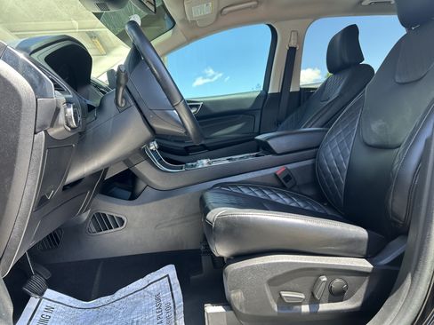 Used 2024 Ford Edge Titanium AWD/4WD image 10
