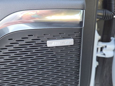 New 2026 GMC Acadia Elevation image 16