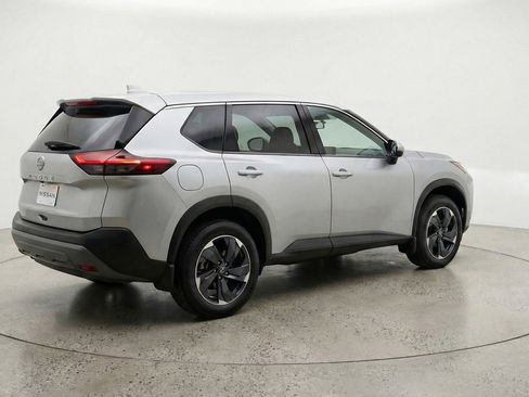 Used 2025 Nissan Rogue SV image 7