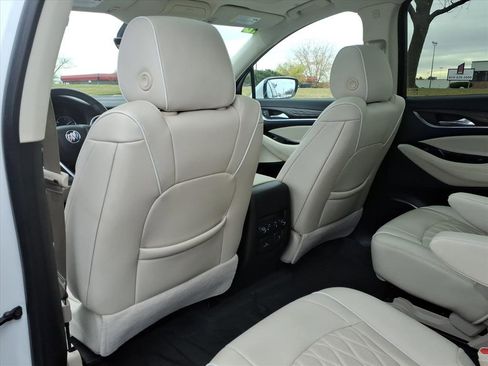 Used 2023 Buick Enclave Avenir w/ Avenir Technology Package image 27