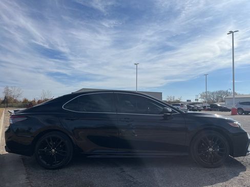 Used 2024 Toyota Camry XSE image 4