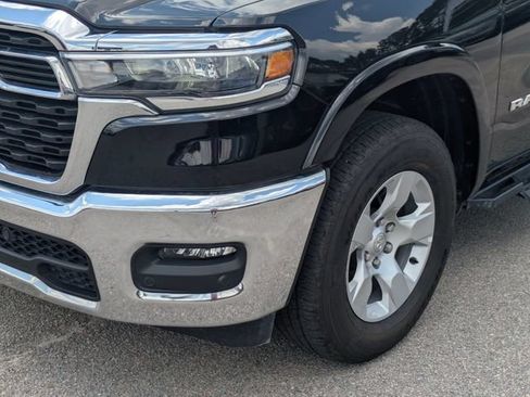 Used 2025 RAM 1500 Big Horn AWD/4WD image 9