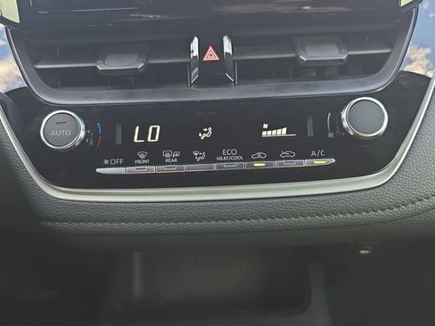 Used 2024 Toyota Corolla SE image 23
