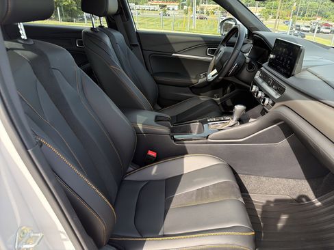 Certified 2026 Acura Integra A-Spec FWD image 32