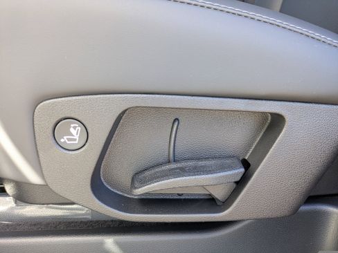 New 2025 Kia Telluride S image 17