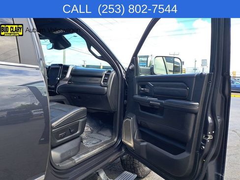 Used 2019 RAM 2500 Limited AWD/4WD image 16