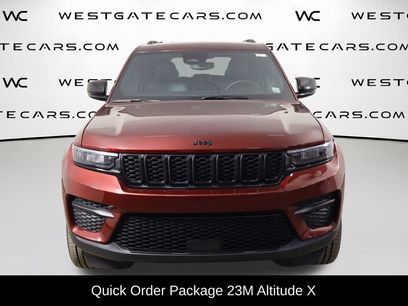 Used 2024 Jeep Grand Cherokee Altitude