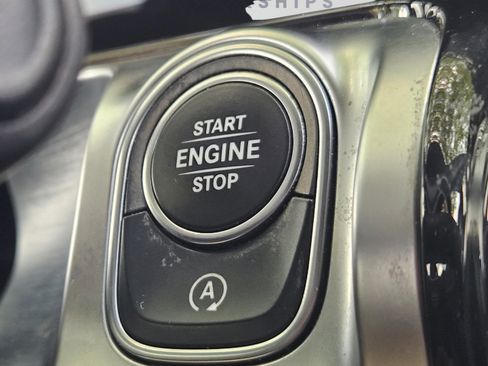 Certified 2021 Mercedes-Benz GLB 250 image 30
