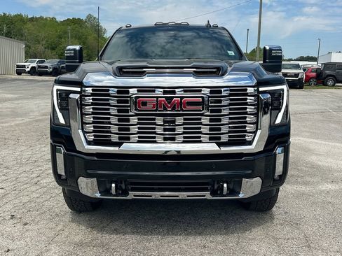 New 2026 GMC Sierra 2500 Denali w/ Denali Reserve Package AWD/4WD image 3